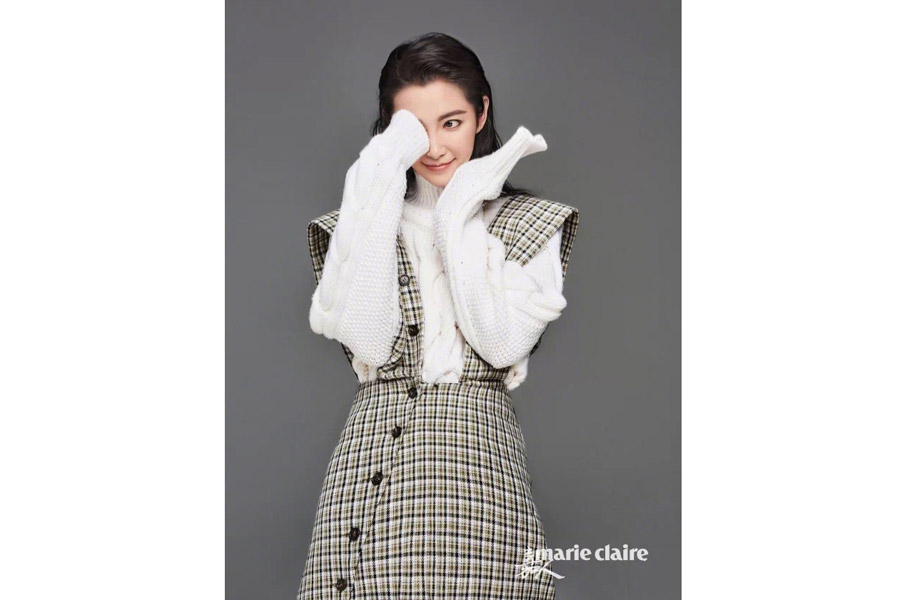 Chinese actress Li Bingbing poses for fashion magazine