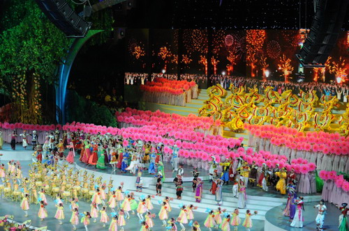 Hu declares open Shanghai World Expo