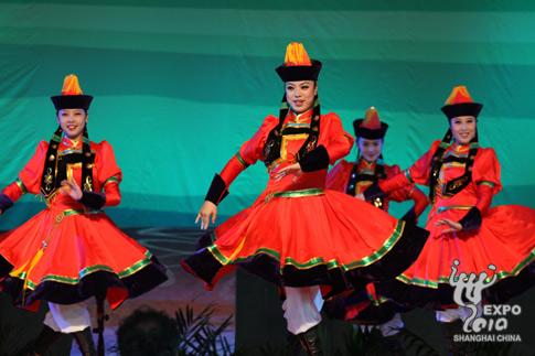 Opera travels from Mongolia to Expo, by way of Broadway