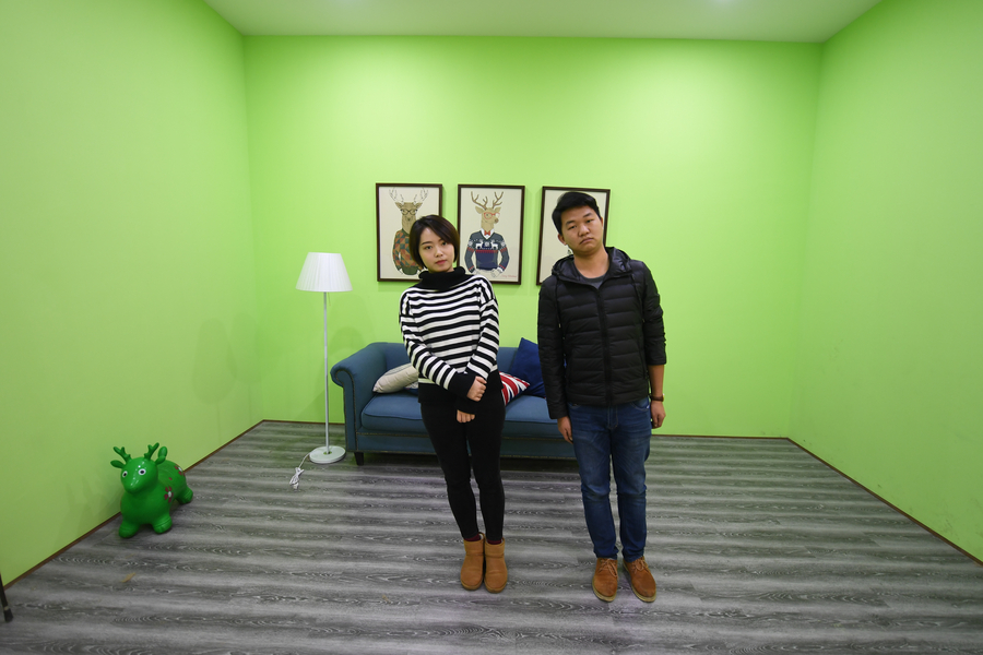Overturned modern house opens in Changsha