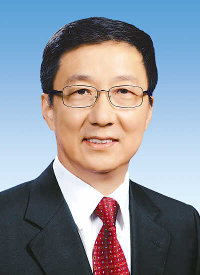 中共十八屆中央領(lǐng)導(dǎo)機(jī)構(gòu)成員簡(jiǎn)歷