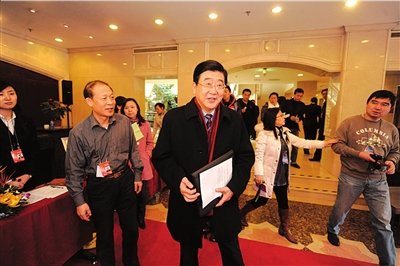 孟學農(nóng)再度復出后首次在媒體面前亮相(圖)