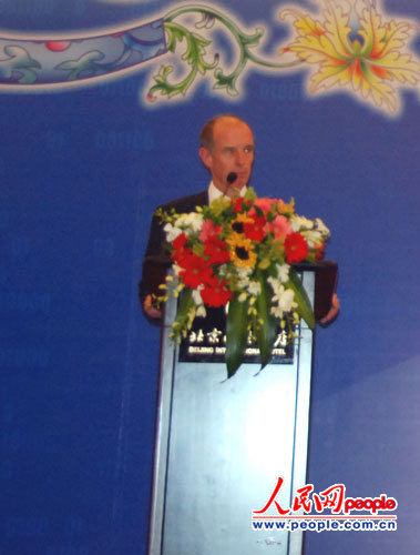 Nigel Hickson先生出席