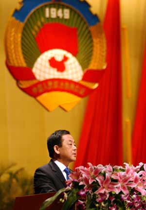 政協(xié)第十屆河南省委員會第四次會議隆重開幕