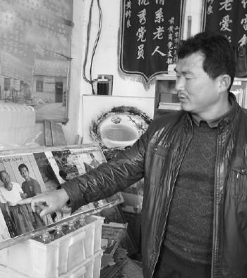 “賣(mài)油郎”黃修良愛(ài)灑鄉(xiāng)里 20年幫流浪者回家