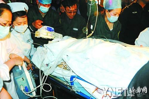 最美女教師：張麗莉舍身救學(xué)生 最美女教師感動網(wǎng)友