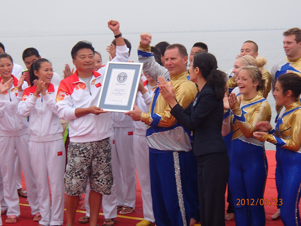 2012年藝術(shù)滑水吉尼斯世界紀錄挑戰(zhàn)賽精彩瞬間