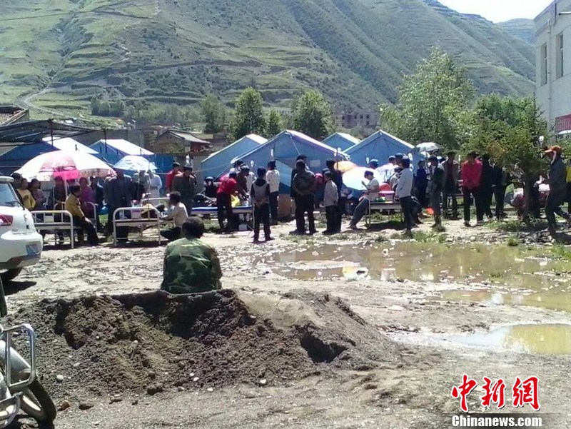 直擊甘肅岷縣梅川地震現(xiàn)場