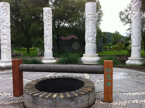 走進(jìn)赫哲族風(fēng)情園 飽覽別樣民俗文化