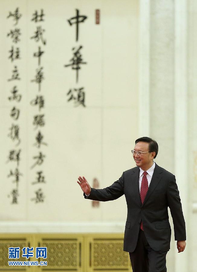 外交部長(zhǎng)楊潔篪答記者問(wèn)