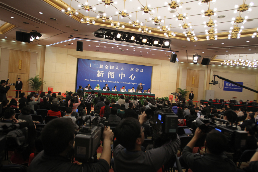 “一線工人農(nóng)民代表談履職”主題記者會(huì)現(xiàn)場(chǎng)