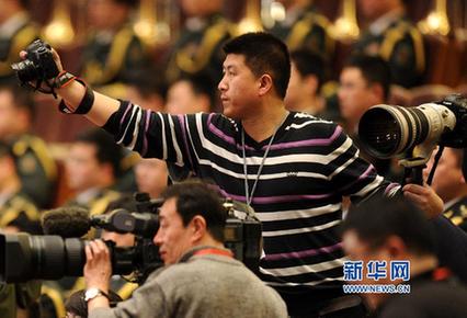 【兩會(huì)畫刊】：3日?qǐng)D片精選
