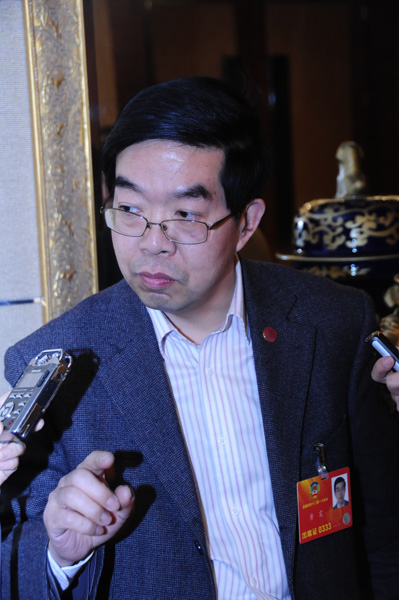 政協(xié)代表談環(huán)保：公民的基本環(huán)境權(quán)應(yīng)當受到法律保護
