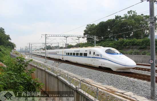動車加盟春運 讓回家路途不再遙遠(yuǎn)(組圖)