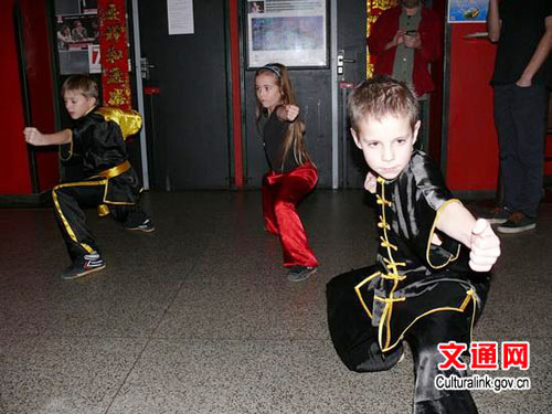 “歡樂(lè)春節(jié)馬年音樂(lè)文化藝術(shù)節(jié)”在布拉格開(kāi)幕