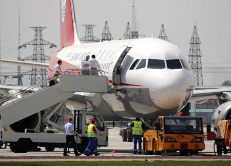 空中客車(chē)天津總裝廠(chǎng)首架A320飛機(jī)成功首飛
