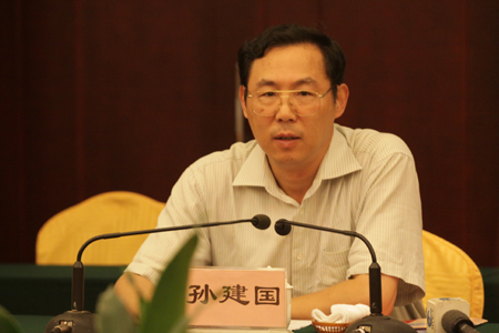 衢州積極推動(dòng)工業(yè)經(jīng)濟(jì)轉(zhuǎn)型升級(jí)成效顯著 繼續(xù)堅(jiān)持打生態(tài)牌