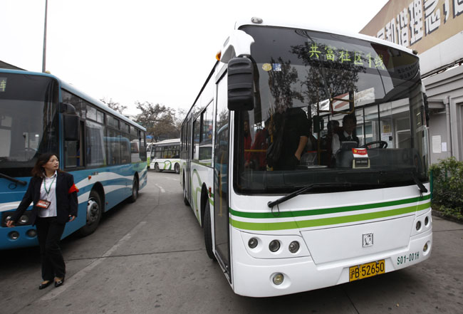 上海：堵疏結(jié)合遏制“黑車”生存空間