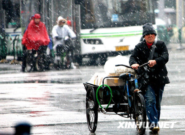 上海迎來今冬最明顯降雪 日最低氣溫將跌破“冰點”
