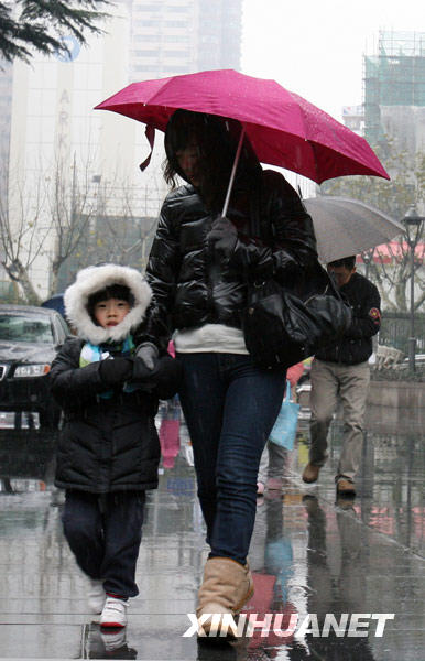 上海迎來今冬最明顯降雪 日最低氣溫將跌破“冰點(diǎn)”