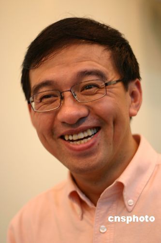 王志掛職麗江贏(yíng)好口碑 為貧困縣拉7000萬(wàn)元項(xiàng)目