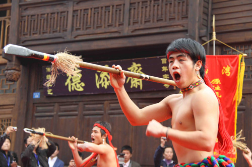 海峽兩岸民間藝術(shù)嘉年華架起文化交流新平臺(tái)