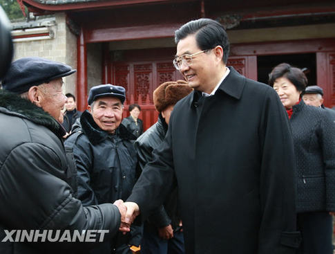胡錦濤年三十福建做客家飯 親自揉面炸糖棗