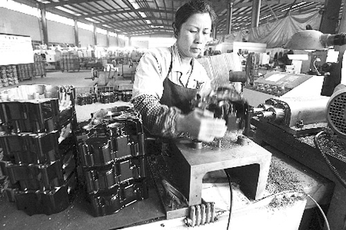 渝產(chǎn)直升機(jī)5年內(nèi)可亮相 建設(shè)廠欲造直升機(jī)心臟