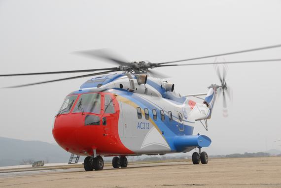 中國首架大型民用直升機(jī)AC313首飛成功(組圖)
