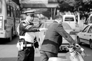 重慶上半年公務(wù)員公招來了:招3450人警察3163名