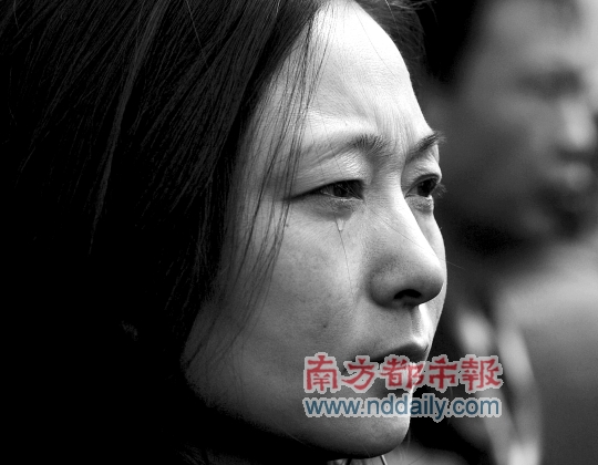 王家?guī)X礦難活9天之謎：吃樹(shù)皮煤塊喝涼水和尿