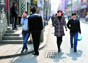 北京唐家?guī)X面臨拆遷 大量蟻族依依不舍搬離