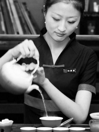 世博會(huì)廈門(mén)館人員昨日集訓(xùn) 茶藝展示是亮點(diǎn)