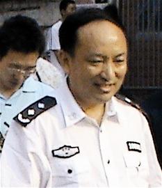 重慶北碚區(qū)原公安局長被控受賄 曾保護(hù)賣淫活動