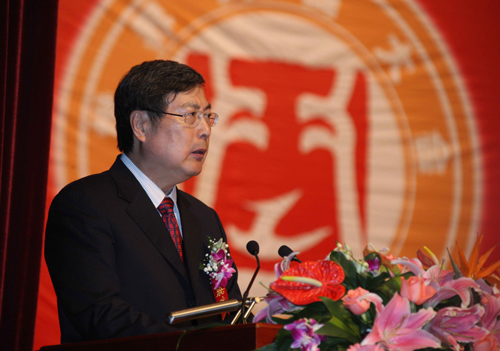 黃孟復(fù)：閩商“愛拼會(huì)贏” 為中華民族復(fù)興貢獻(xiàn)力量