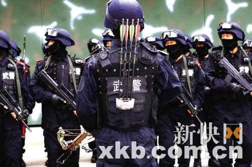 廣州武警特戰(zhàn)隊(duì)配發(fā)反恐儀器備戰(zhàn)亞運(yùn)安保