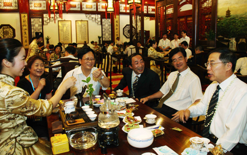 第六屆APEC中小企業(yè)技展會(huì)在榕開(kāi)幕