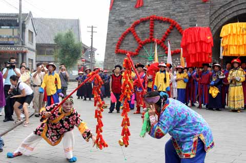 第二屆關(guān)東民俗文化節(jié)在沈陽舉行（圖）