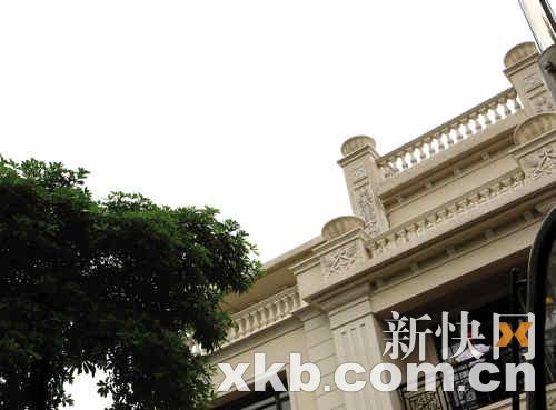 廣州“最牛違建”強(qiáng)拆續(xù)：廢墟阻礙最大鉤機(jī)入場