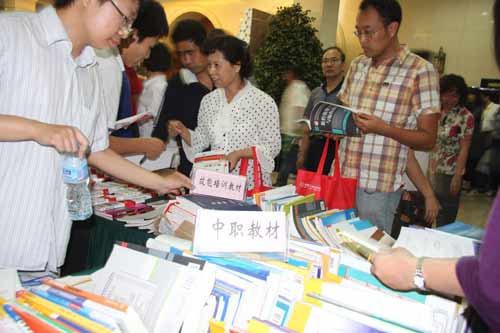 職業(yè)教育，讓老板和老師“親密接觸”——教育部舉辦職教與產(chǎn)業(yè)對(duì)話側(cè)記