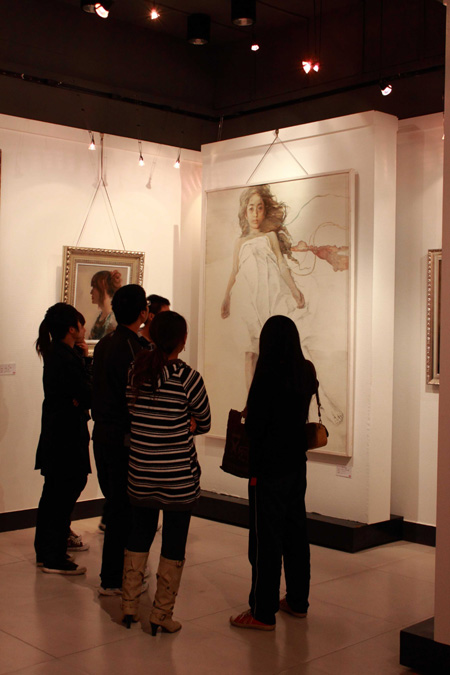 中原工學(xué)院大手筆展出名師佳作