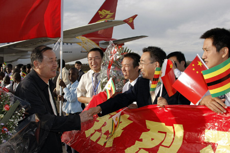 “非洲光明行”在津巴布韋施行復(fù)明手術(shù)
