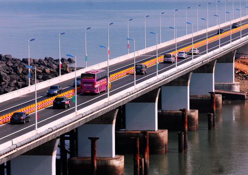 平潭海峽大橋通車　結(jié)束輪渡進出海島歷史
