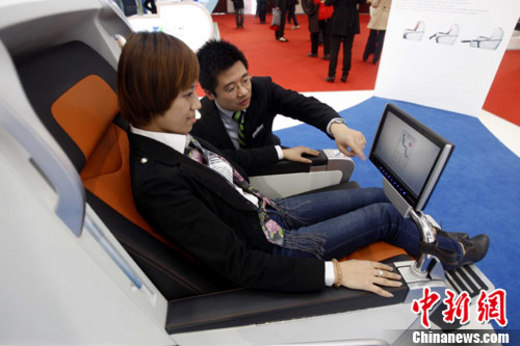 專家：高鐵有足夠安全余量 2012年將實現(xiàn)電子客票