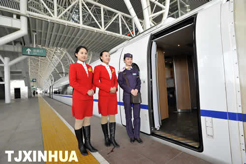 京津城際動車組努力打造世界高鐵服務品牌