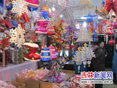 長春商家“囤貨”迎圣誕商機(jī)