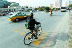 北京：自行車出行卡在哪兒？