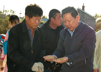 國(guó)家糧食局：糧食安全有保障 價(jià)格總體穩(wěn)定