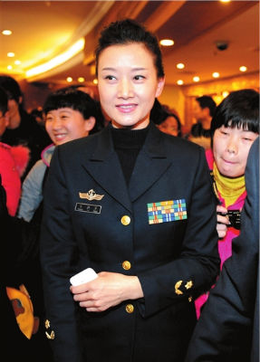 鏡頭下的明星代表、委員 宋祖英驚艷亮相