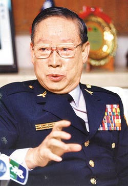 臺(tái)前